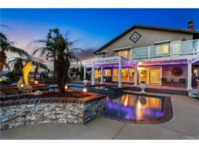 Majestic Anaheim Panorama Hill Home With Sunset